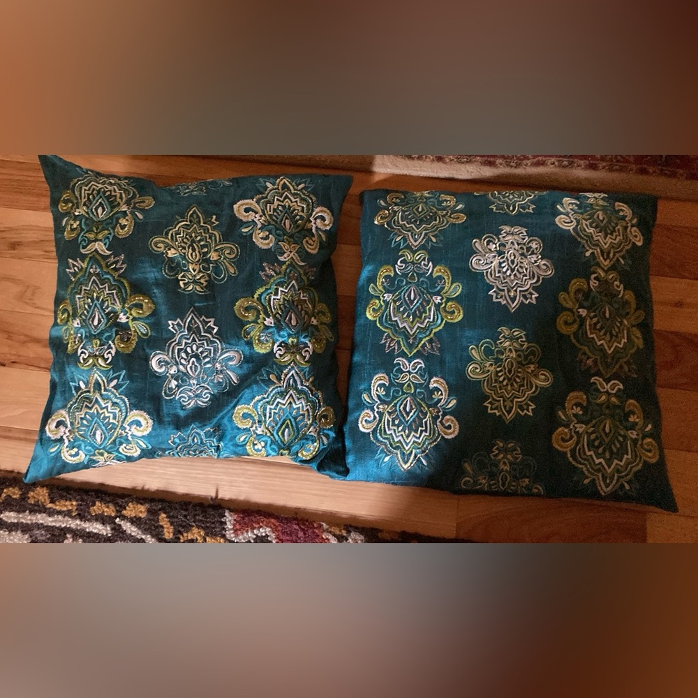 PAIR of Pier1 Pillow Covers